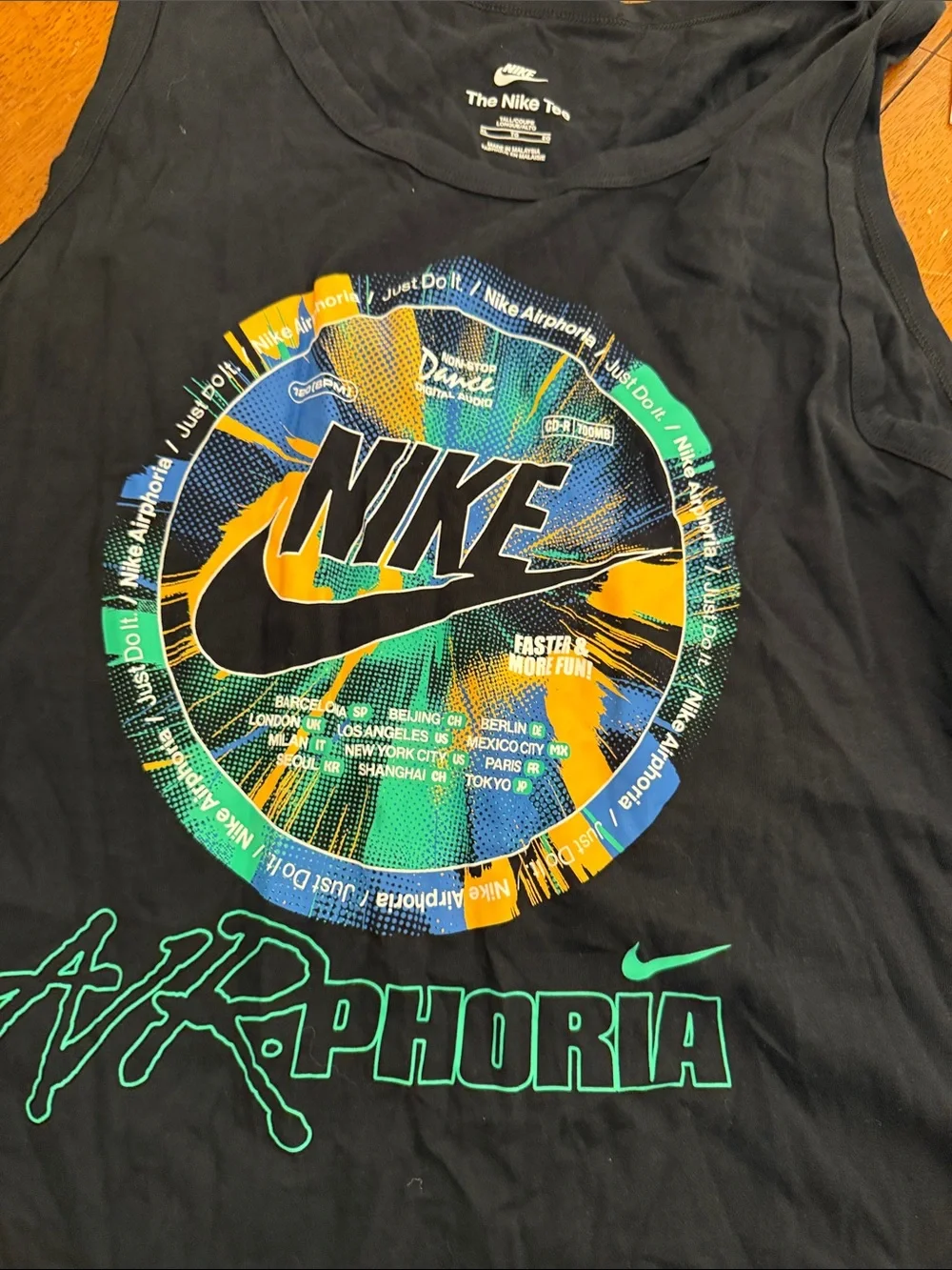 Nike Black Tank with Multicolor Circular Graphic xl